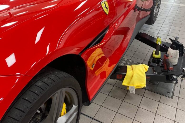 mobile-dent-repair-Ferrari-graypaul-nottingham-derby.jpg